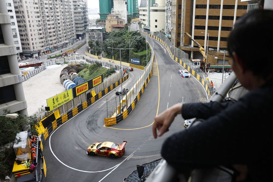 Porsche scores fourth at Macau FIA GT World Cup 